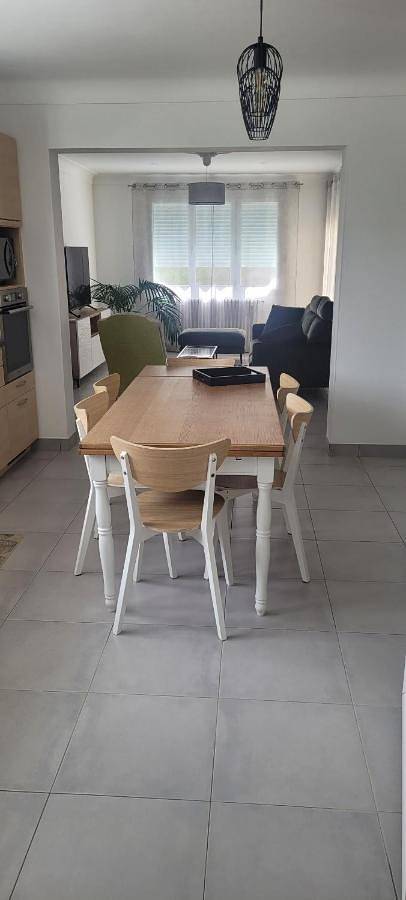 Gîte pour 8 personnes, avec jardin à Mouilleron-le-Captif - 3