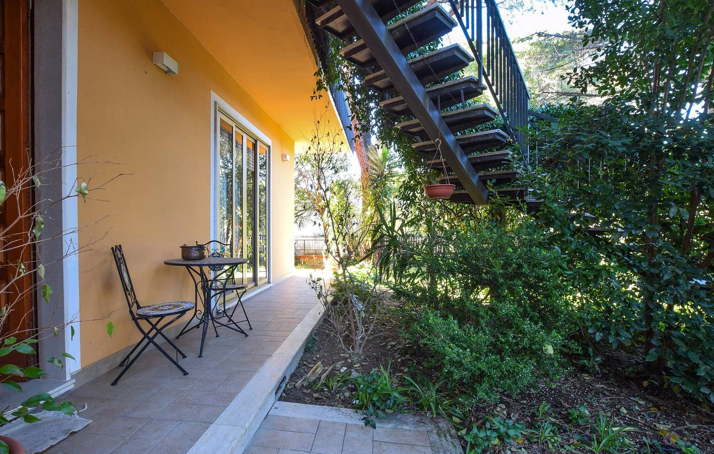 Appartamento intero, Accogliente appartamento con giardino e vista panoramica vicino al centro di Calci in Calci, Pisa e dintorni