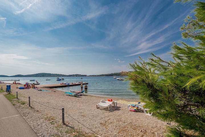 Ganze Wohnung, Grulovic Yellow in Srima, Šibenik-Knin