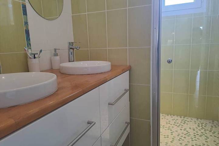 Villa \"Les Tropiques\" avec piscine privée in Mios, Région d'Arcachon