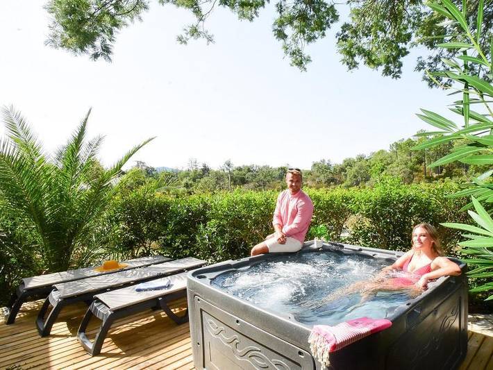 Domaine De La Bergerie - Mobilheim 6 personen - Premium Spa - 2 Schlafzimmer - 4/6 Personen in Roquebrune-sur-Argens, Mittelmeerküste (Frankreich)