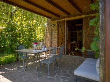 Vacation Rental for 6 Guests in Montefiascone, Viterbo Province, Picture 3