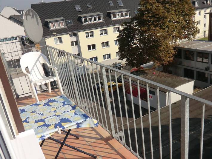 - Schöne, helle 3-Zimmerwohnung, 70 m² in Mülheim Köln, St. Clemens und Mauritius