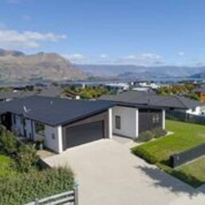 Location de vacances pour 11 personnes, avec piscine ainsi que jacuzzi et jardin à Wanaka - 2