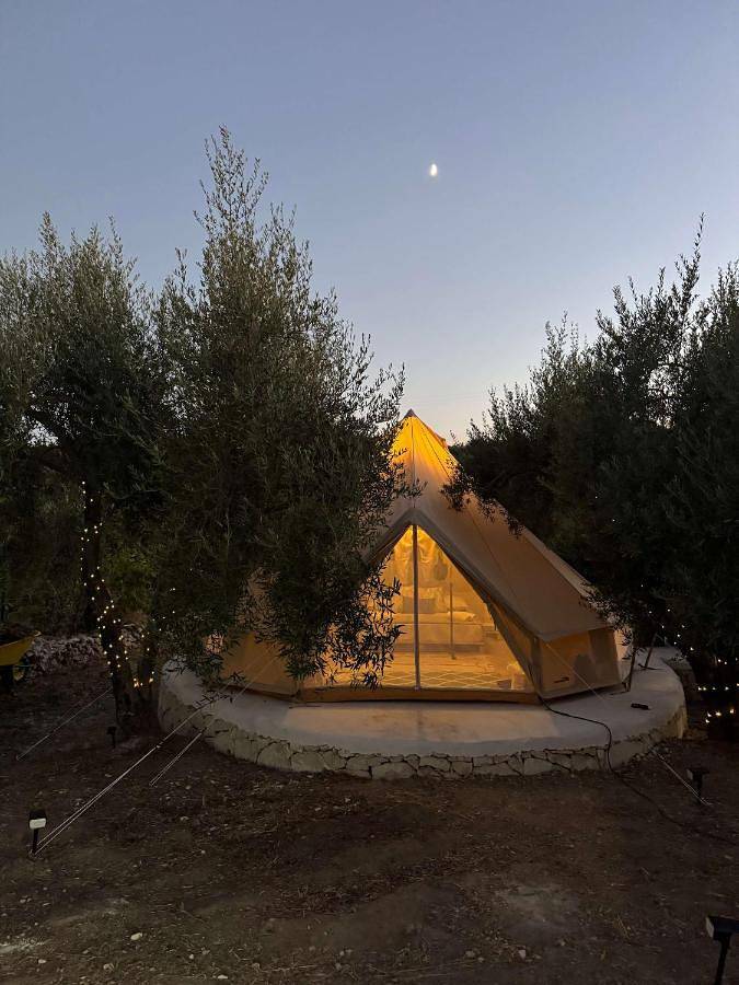 Camping für 4 Personen, mit Ausblick und Garten auf Sizilien - 4