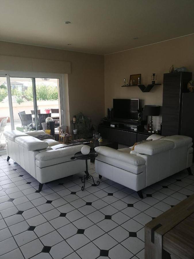 Appartement de vacances pour 6 personnes, avec terrasse et piscine