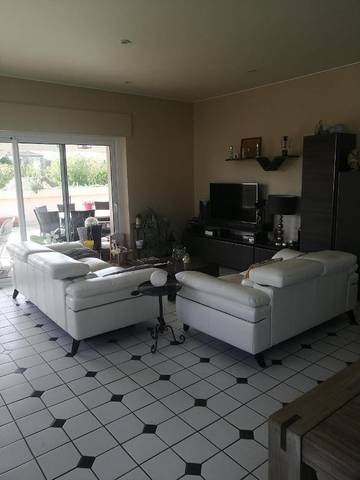Gîte pour 6 personnes, avec piscine et terrasse à Sauveterre-de-Béarn
