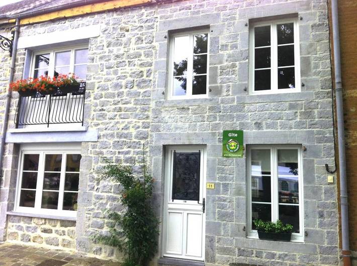 Gîte pour 7 personnes, avec Terrasse à Houyet