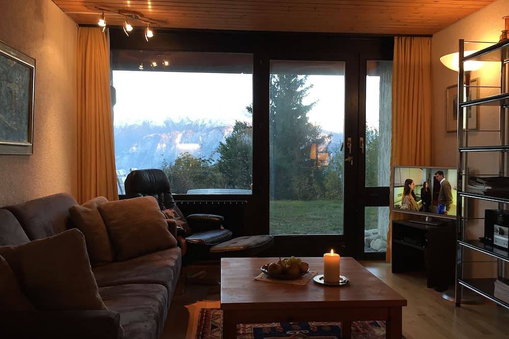 Ganze Wohnung, Comfortable apartment in Aminona with stunning mountain views in Mollens, Sion - Sierre & Umgebung