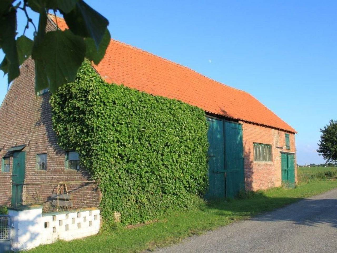 Altes Deichbauernhaus mit Garten in Nieuwvliet, Zeeuwse Kust