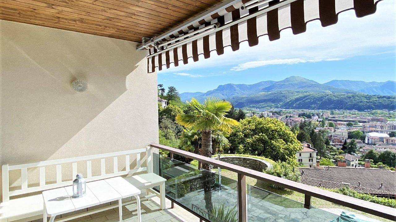 Ganze Ferienwohnung, Ferienwohnung für 2 Personen (70 m²) in Luino in Luino, Comune di Luino