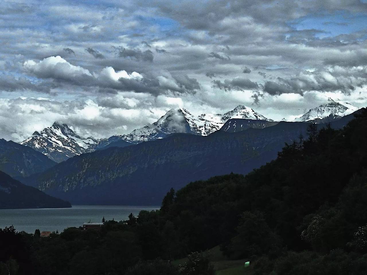 Ganze Wohnung, 3 Zimmer 4 Personen in Spiez, Thunersee