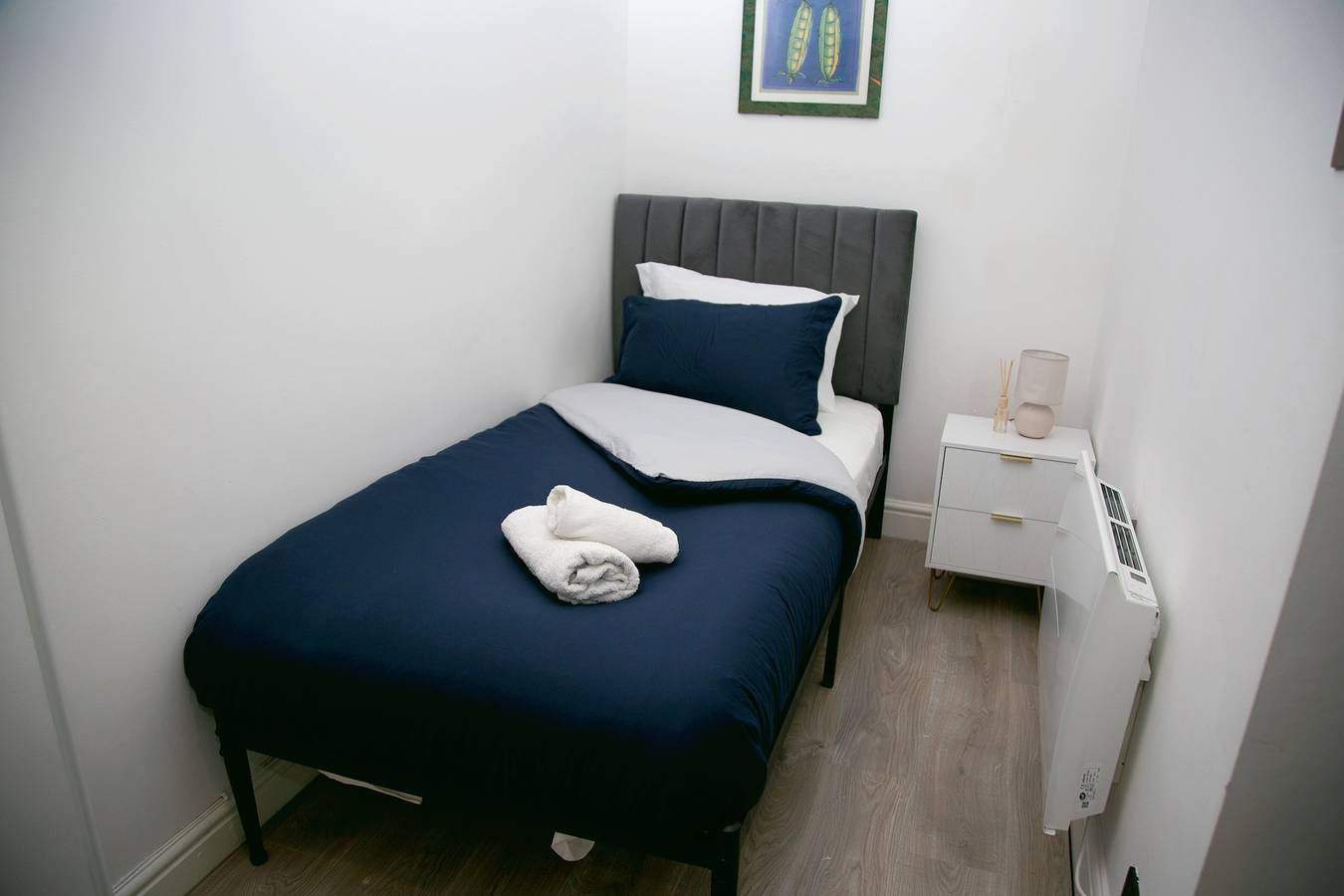 Appartement de vacances entier, 2 Bed Flat - Sleeps 3 - Wifi - Parking in Watford, Hertfordshire