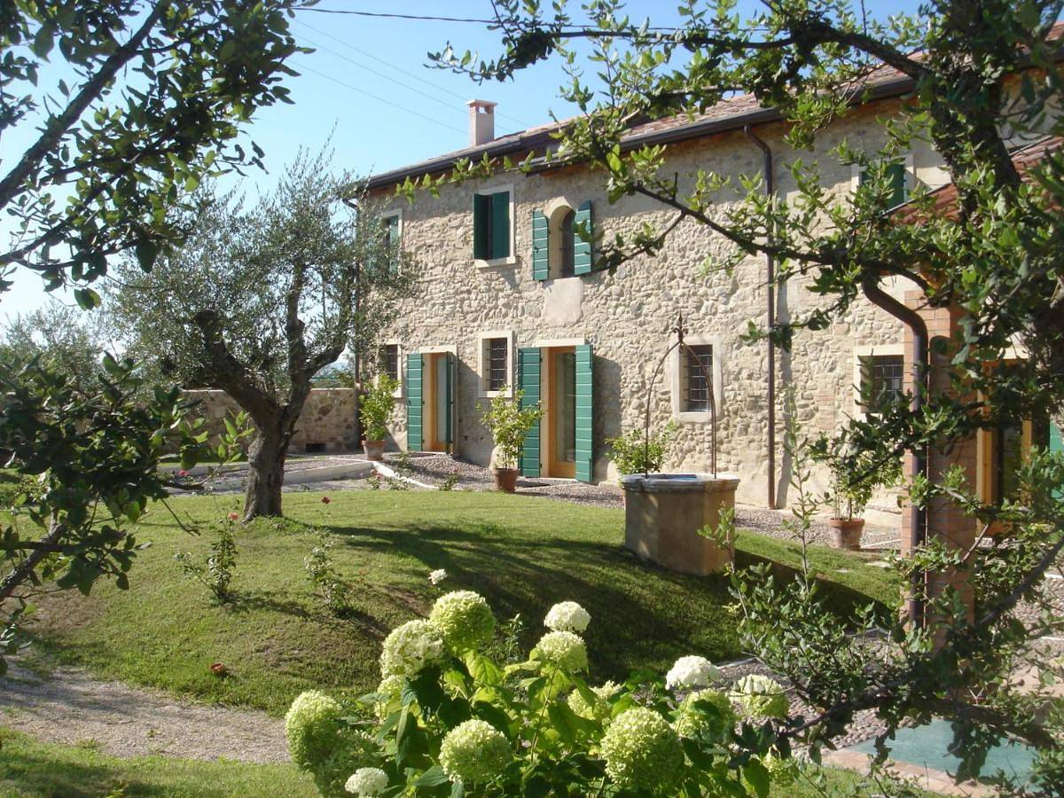 Cascina Girolda in Peschiera del Garda, Gardasee-Berge