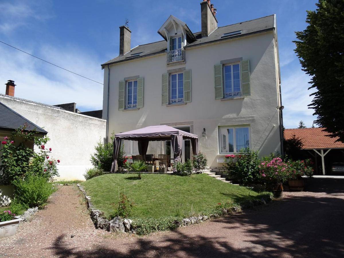 Two-Bedroom House in Nuits-Saint-Georges, Région de Beaune