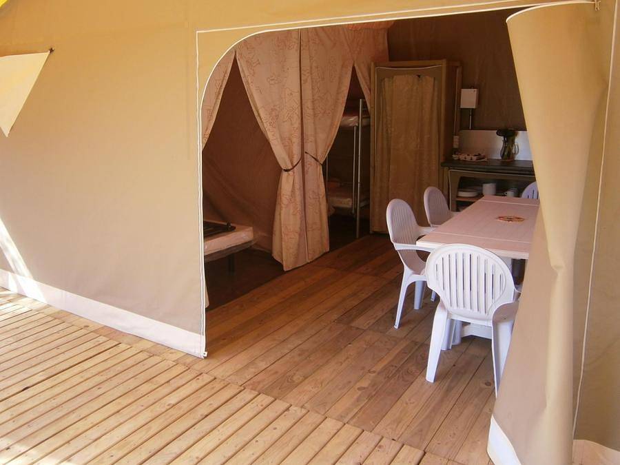 Camping de Kerabus - Bungalow toilé 5 personnes - Bungalow toilé Canada / Lodge - terrasse couverte in Carnac, Côte des Mégalithes