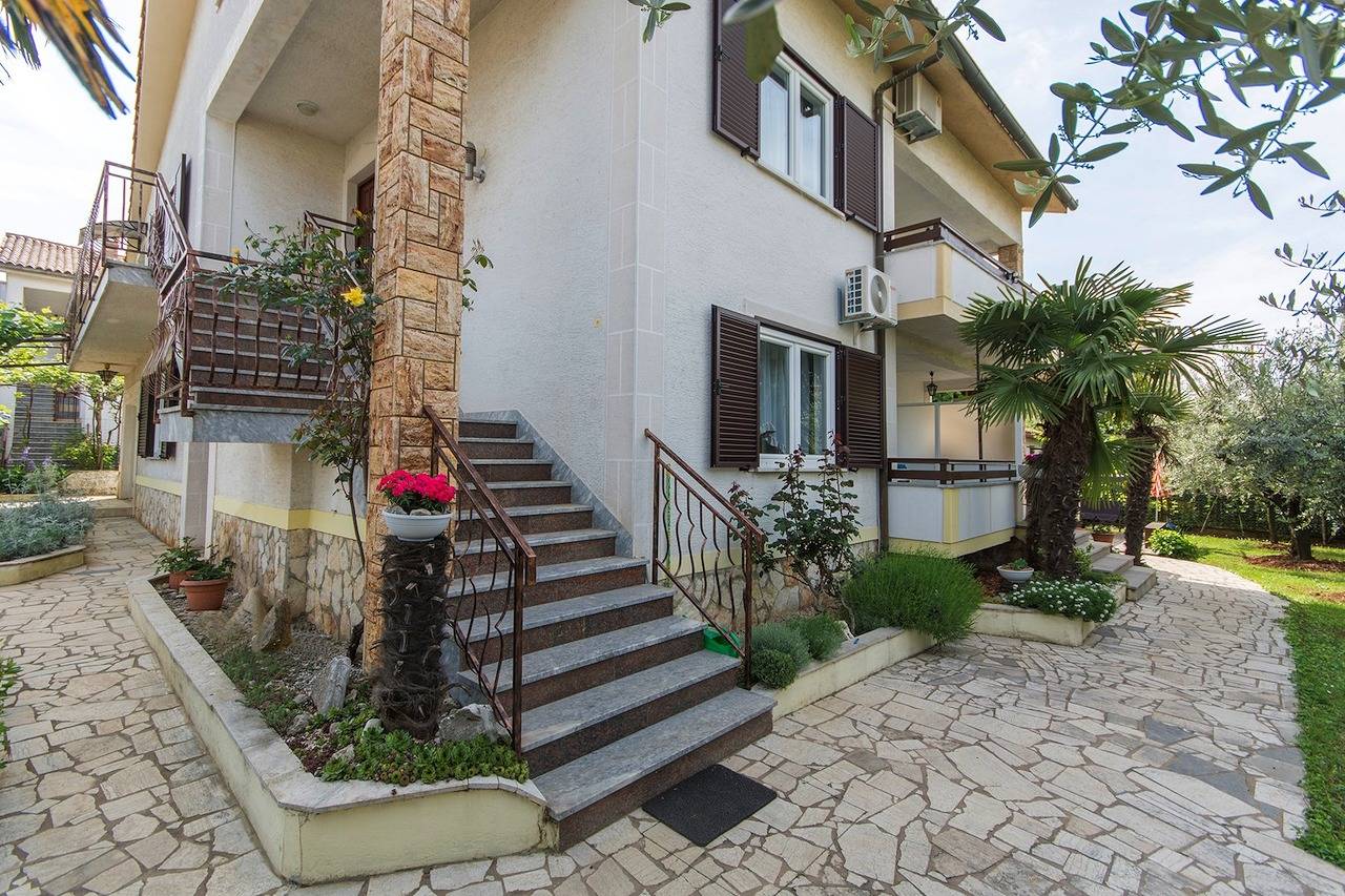 Ganze Wohnung, Ferienwohnung Emili Ii A3 mit Balkon
 in Poreč, Porec und Umgebung