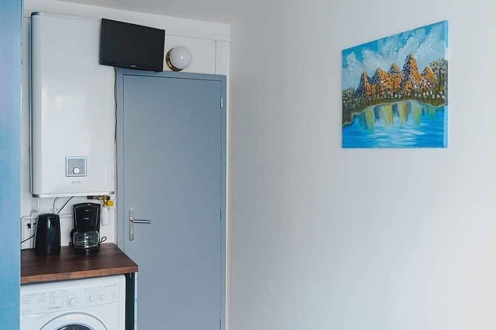 Entire apartment, Cozy 1 Bedroom close to Paris in Créteil, Val-de-Marne