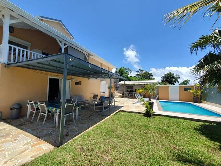Maison d’hôte pour 2 personnes, avec vue et bassin pour enfant ainsi que jardin et piscine - 1