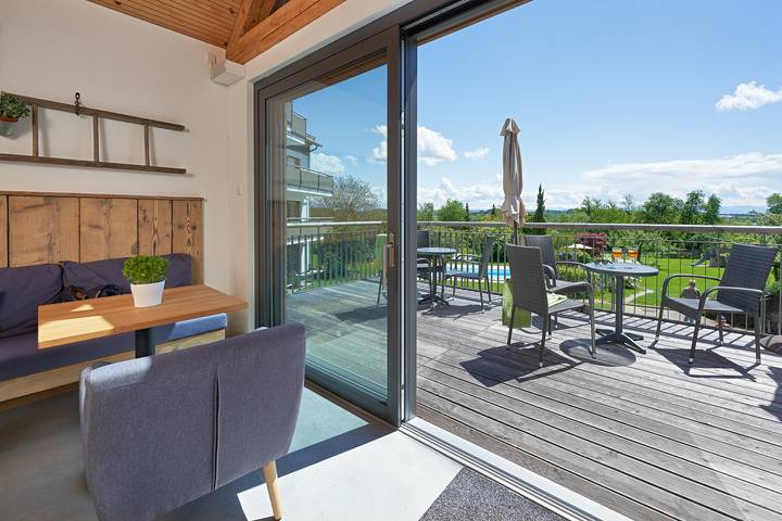 Ferienwohnung für 3 Personen, mit Balkon/Terrasse und Balkon sowie Terrasse und Garten am Bodensee - 3