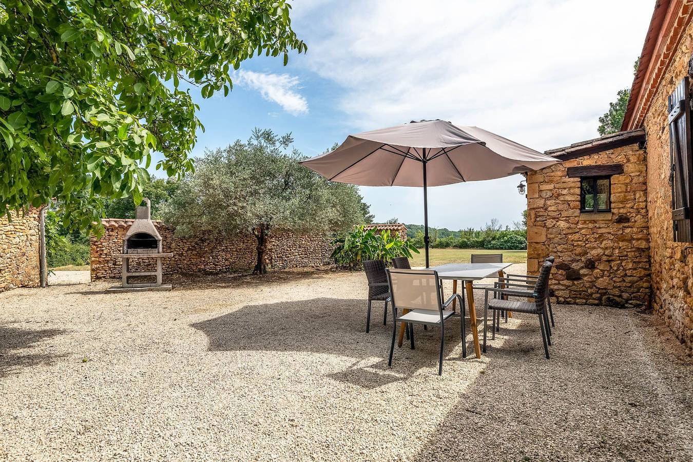 Villa pour 6 personnes in Cendrieux, Périgord