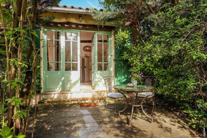 Casa de huéspedes para 2 personas, con jardín además de terraza y piscina, Se admiten mascotas - 1