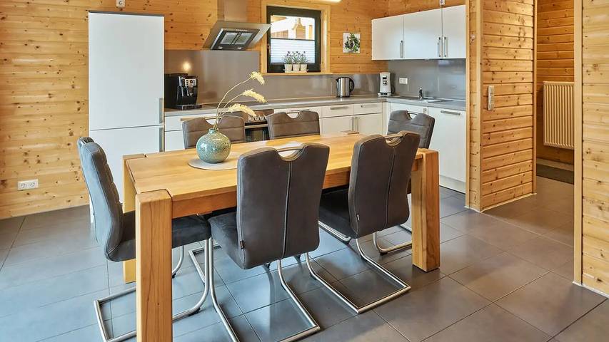 Ferienhaus für 6 Personen, mit Sauna und Balkon sowie Garten in Mendig - 3