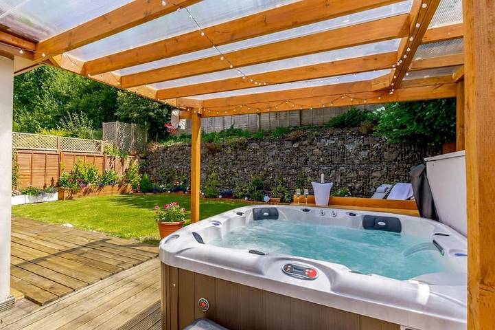 Cottage für 10 Personen, mit Whirlpool und Garten, mit Haustier - 1
