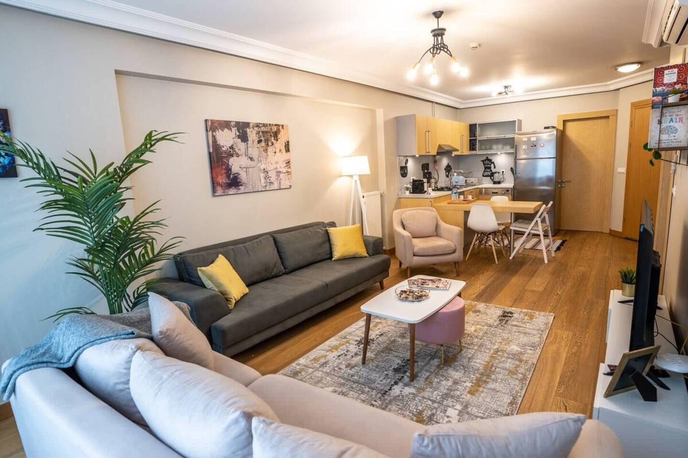 Appartamento intero, Stylish & Spacious 1-Bedroom near Osmanbey Metro  in Şişli, Istanbul