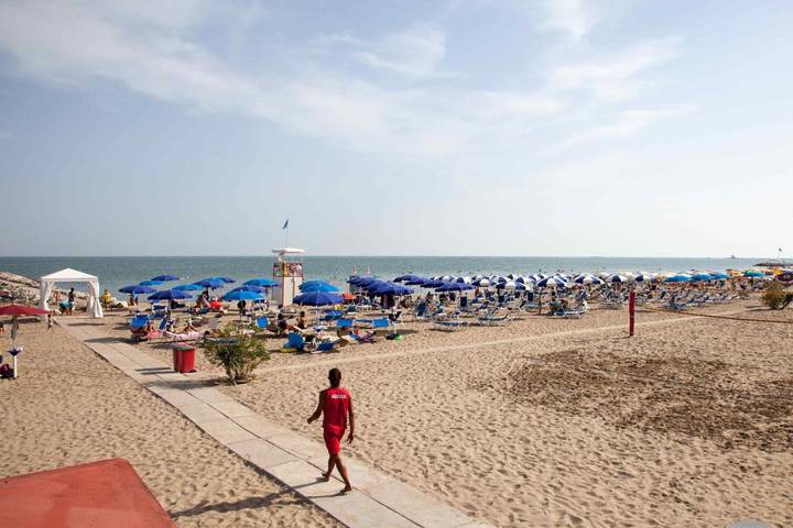 Camping für 4 Personen, mit Pool und Terrasse sowie Whirlpool und Garten in Punta Sabbioni - 4