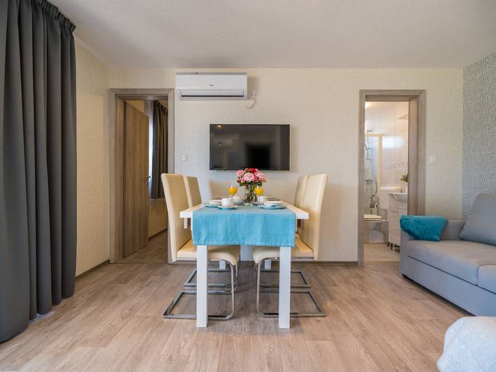 Sea side mobile home in Silo (Krk), Krk