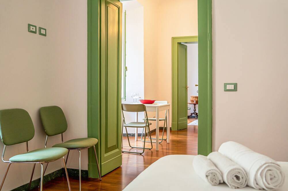 Entire apartment, Il Vecchio Studio - One Bedroom Apartment, Sleeps 3 in Ancona, Riviera del Conero