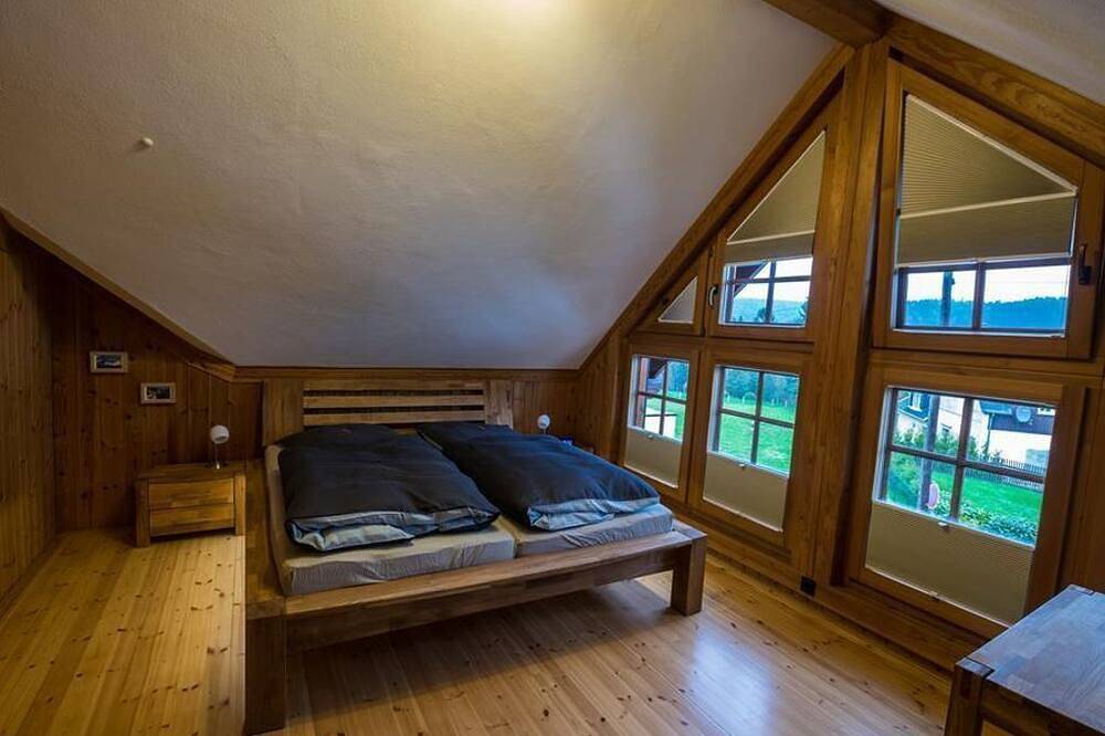 Ganze Wohnung, Ferienwohnung, 1 Schlafraum - Ferienhaus \"Kraxlhütte\" in Porschdorf, Bad Schandau