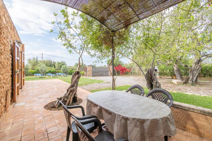 Villa for 4 people, with Yard in South Majorca