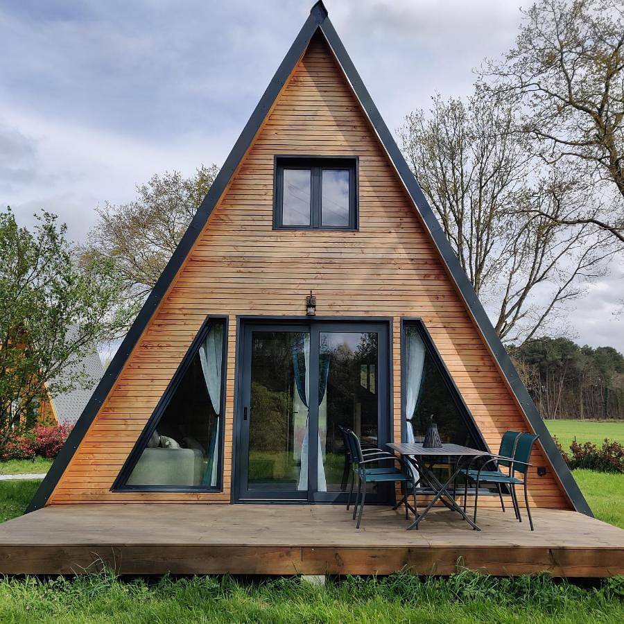 Tipi Dakota des monteaux in Vivy, Vallée de la Loire