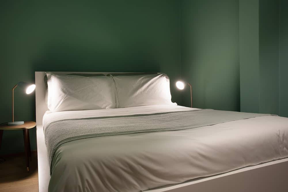 Hel lejlighed, Suite \"Tinca\" at 2 steps from the lake with private dehor, lounge bar and swimming pool in Riva (Faggeto Lario), Faggeto Lario