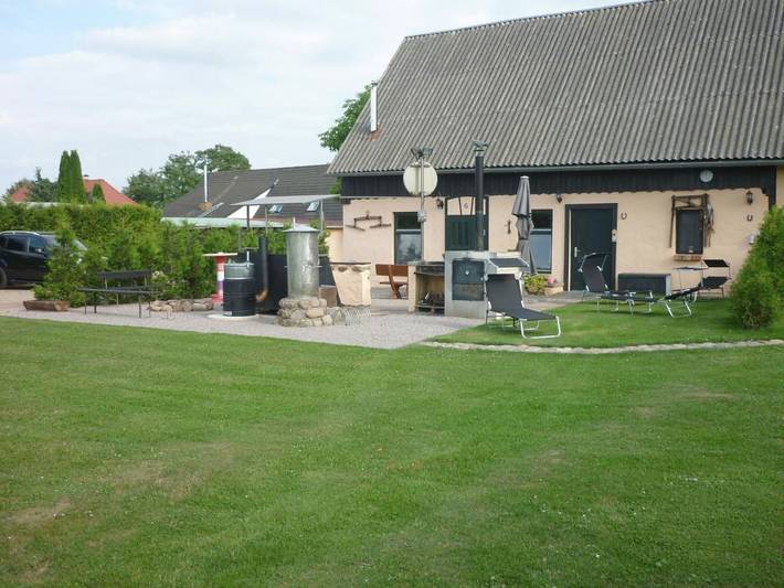 Ferienwohnung für 4 Personen, mit Garten und Ausblick, kinderfreundlich in Sietow - 2