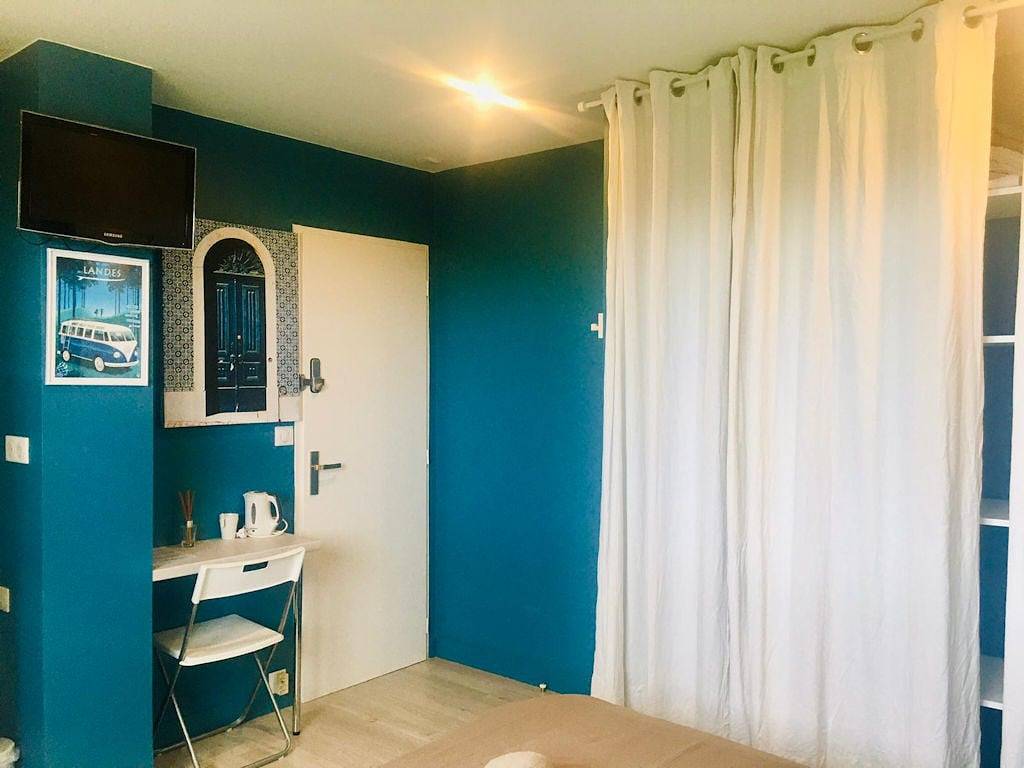 L'Eden enchanté, chambres d'hôtes et spa, Pays basque - Chambre des Secrets in Boucau, Région de Bayonne