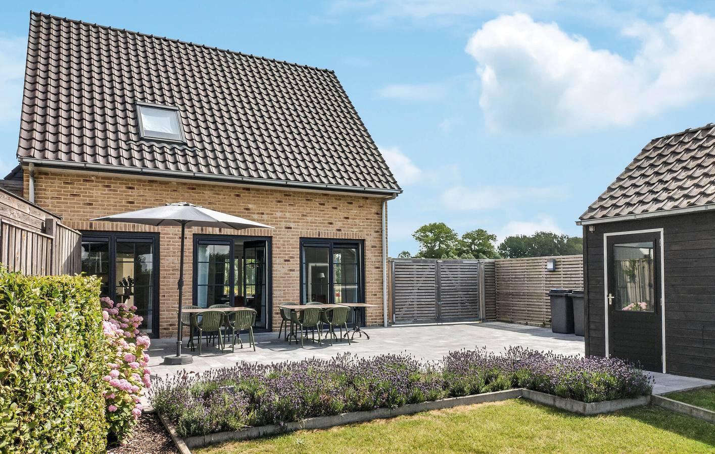 Ferienhaus für 8 Personen mit Terrasse in Cadzand, Zeeuwse Kust
