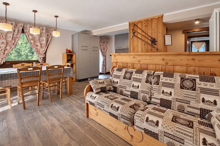 Entire apartment, Holiday Home '4061 Maison Gerard Torre St Orso' in Lillaz (Cogne), Cogne