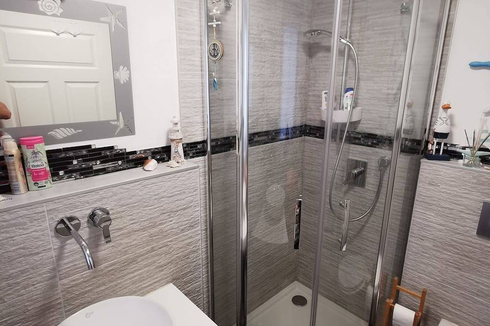 Ganze Wohnung, Frankenwald-Bauernhaus, modernes Appartement, eigener Zugang, voll ausgestattet! in Presseck, Oberes Maintal - Coburger Land