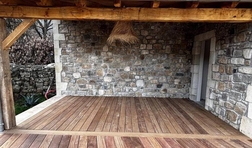 Location de vacances pour 18 personnes, avec piscine et jardin à Laurac-en-Vivarais - 2