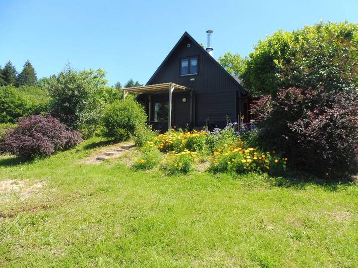 Gemütliches Chalet mit Klimaanlage im Herzen des Morvan in Saint-André-en-Morvan, Naturpark Morvan