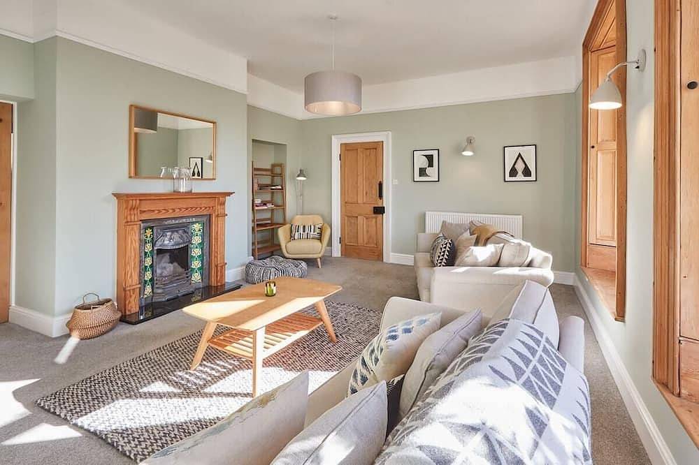 Glamping for 5 People in Seahouses, Northumberland Coast