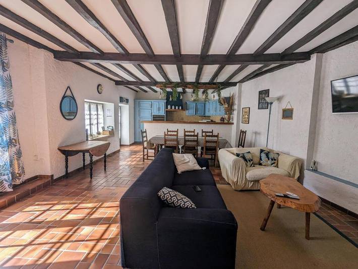 Location de vacances pour 8 personnes, avec vue et jardin à Peyrillac-et-Millac - 4