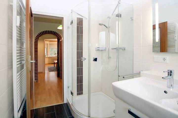 Ganze Wohnung, Hasenkamp 4, Whg. 7 - Ferienwohnung mit 2- Zimmern ca. 50m² und kleinem Balkon in Nordfriesische Inseln (Schleswig-Holstein) (Schleswig-Holstein), Wyk auf Föhr