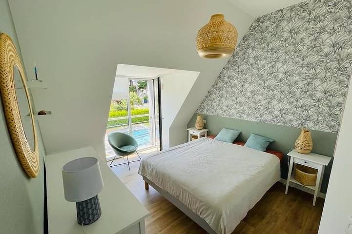 Location de vacances pour 8 personnes, avec jardin et jacuzzi dans Le Cabellou - 2