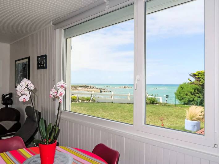 Location de vacances pour 2 personnes, avec jardin, animaux acceptés dans Plage de Kerfissien - 2