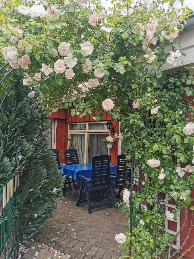Ferienwohnung für 9 Personen, mit Whirlpool und Terrasse in Neumünster - 2