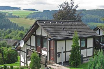 Ferienhaus für 5 Personen, mit Terrasse und Garten in Meschede
